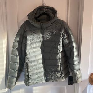 Womens Light Green North Face Puff Down Jacket